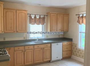 24 Bigelow St APT 1, Brighton, MA 02135