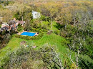 510 Voltz Rd, Northbrook, IL 60062