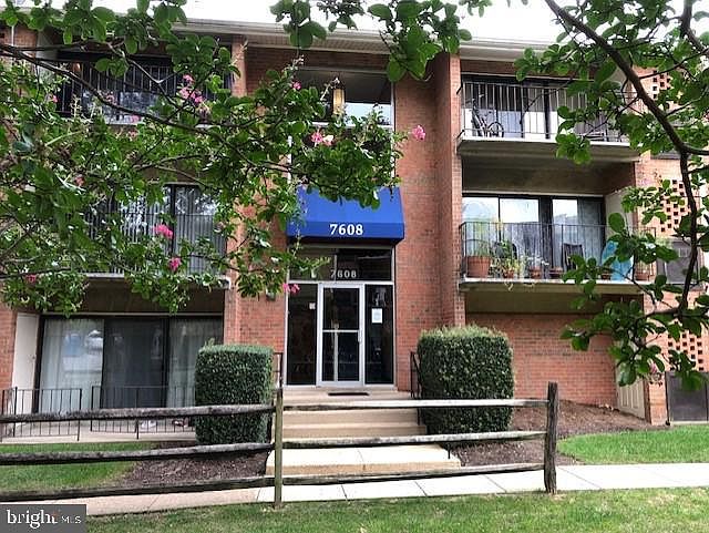 1st image of 7608 Savannah St APT 101