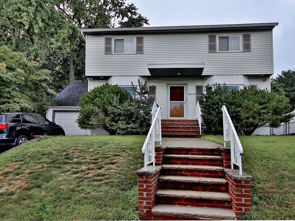 1st image of 13-16 Eastern Dr #1X