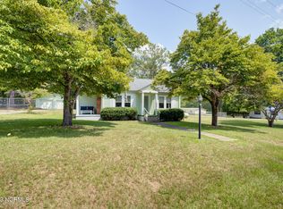 119 Manhattan St, Hamlet, NC 28345