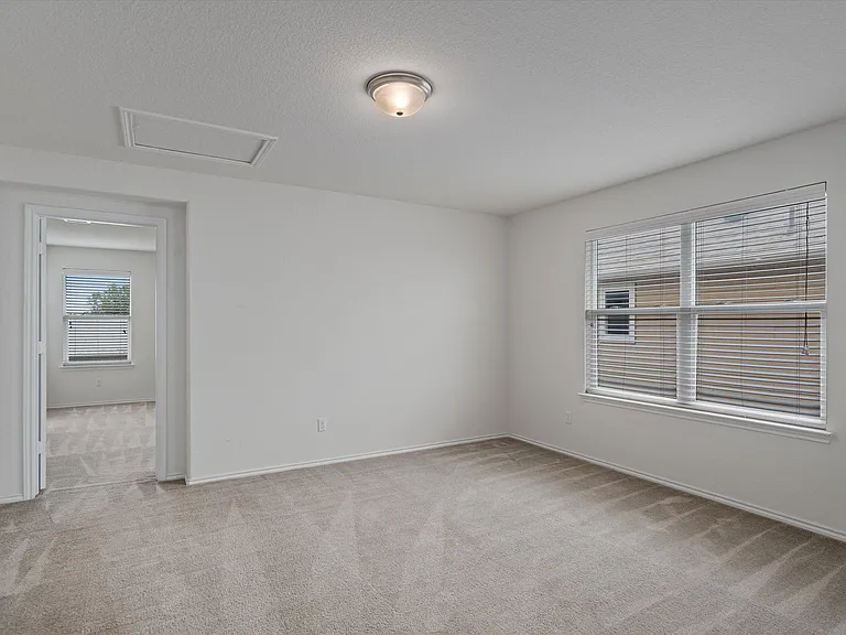 2950 E Old Settlers Blvd #37 — Photo 18
