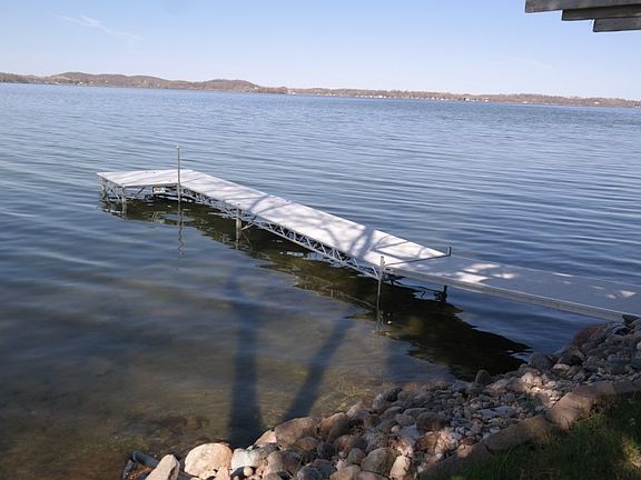 3rd image of 41781 Kansas Point Ln