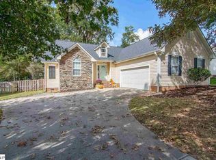 1005 Dunwoody Dr, Simpsonville, SC 29681