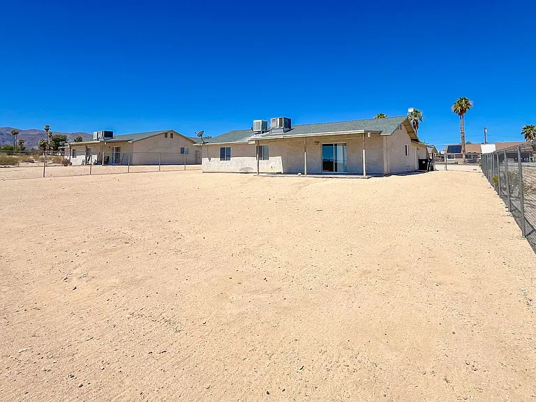 5563 Morongo Rd — Photo 19
