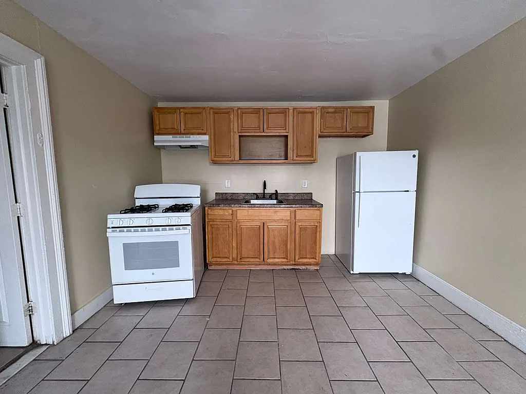 2 bed, $1,175 — Photo 4
