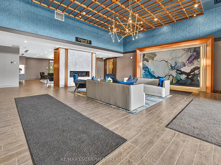 460 Dundas St E #522 — Photo 9
