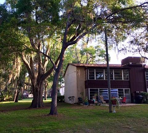 3rd image of 723 Midway Dr #B