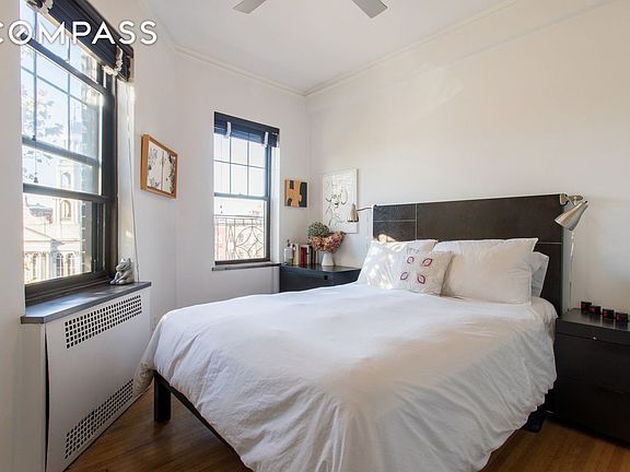 4th image of 290 6th Ave APT 6B