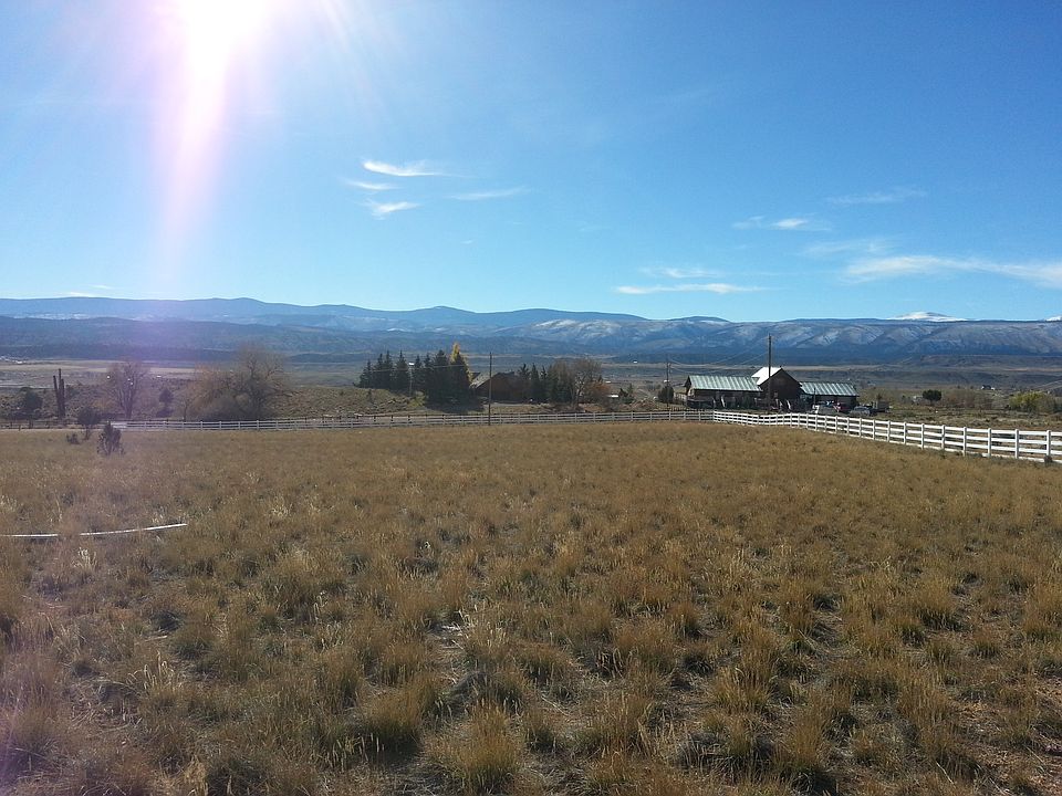 2nd image of E State Line Rd