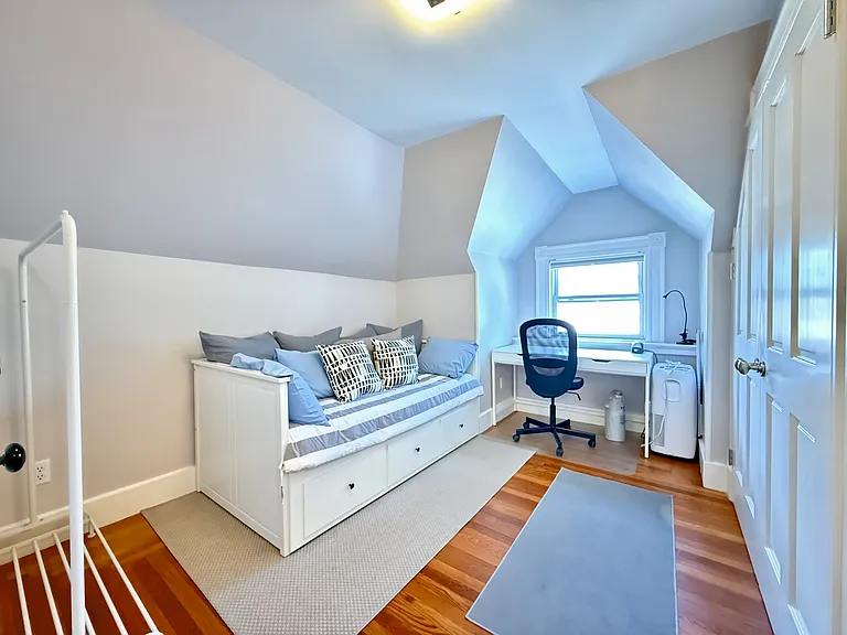 392 Orange St #3 — Photo 14