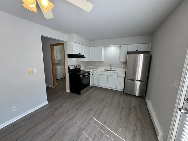 1694 Molitor Road — Photo 16