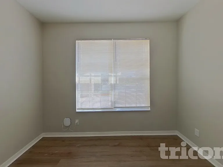 1815 Honeydew Ct — Photo 4