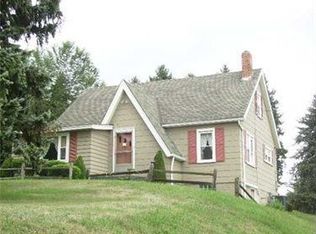 598 Mercer Rd, Beaver Falls, PA 15010