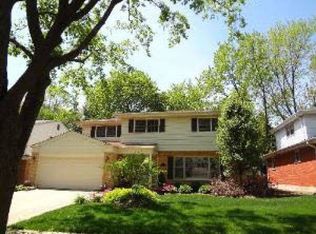 16 N Kaspar Ave, Arlington Heights, IL