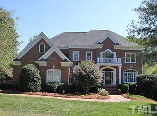 102 Glade Park Rd, Cary, NC 27518