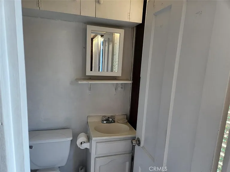 15718 1/2 Larch Ave — Photo 26