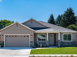 72 Grizzly Ave, Eugene, OR 97404