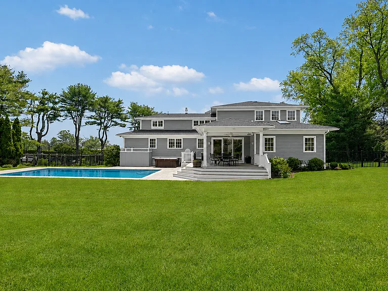 9 Bluewater Hl — Photo 17