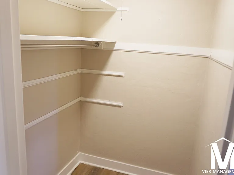 Oakwood at Deer Park Apartments — Photo 10