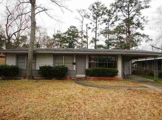 5435 Thames Dr, Beaumont, TX 77708