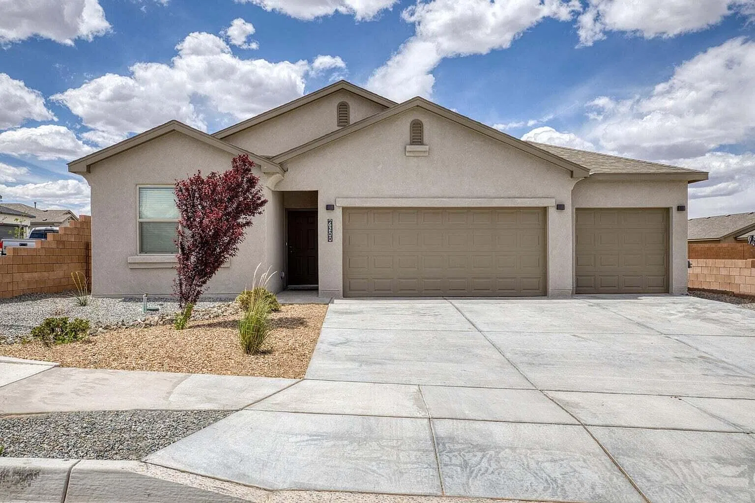 3 bed, 2.0 bath, 1745 sqft, $2,200 — Photo 1