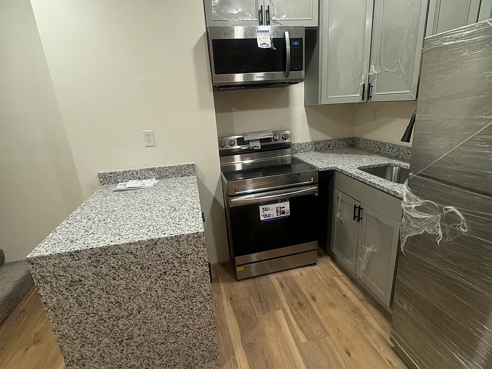 224 S Calhoun St