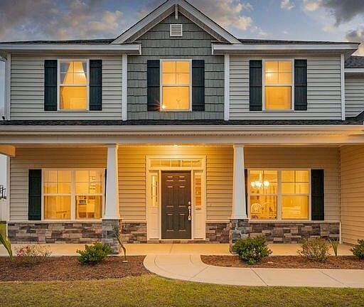 2nd image of 2734 Chalet Circle