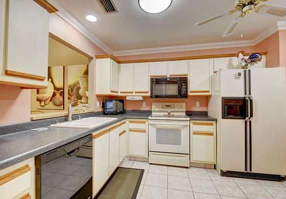 Home For Sale In Lucerne Lakes