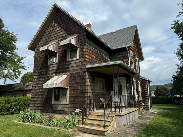 288 Canisteo St, Hornell, NY 14843