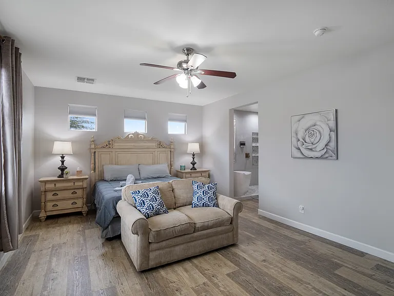8753 W Lamar Rd — Photo 13