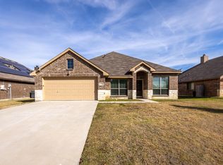 1210 Woodside Ln, Seagoville, TX 75159