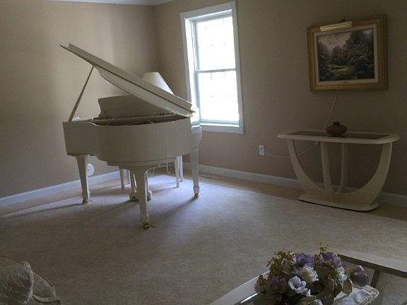 Living area off entry way