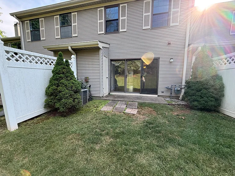 177 Irving Pl — Photo 26