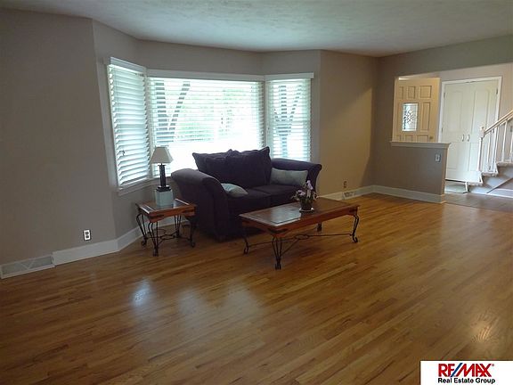 2nd image of 12017 Douglas Cir