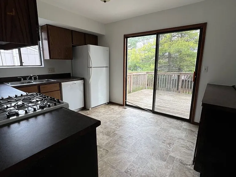 2133 Fair St — Photo 5