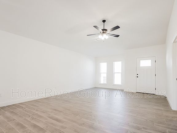 3rd image of 6003 NW Grant St