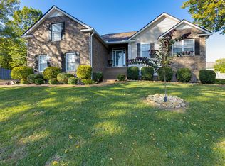 1911 Hamelton Cir, Spring Hill, TN 37174