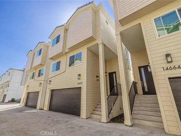 14662 W Sara Ln, Panorama City, CA 91402