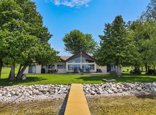 3869 Greenmans Point Rd, Cheboygan, MI 49721