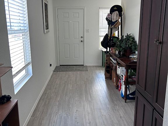 3rd image of 9227 Honey Mesquite