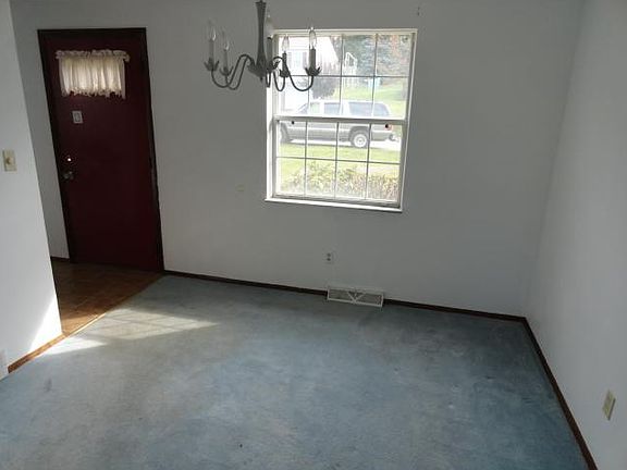 4th image of 236 Bonita Dr