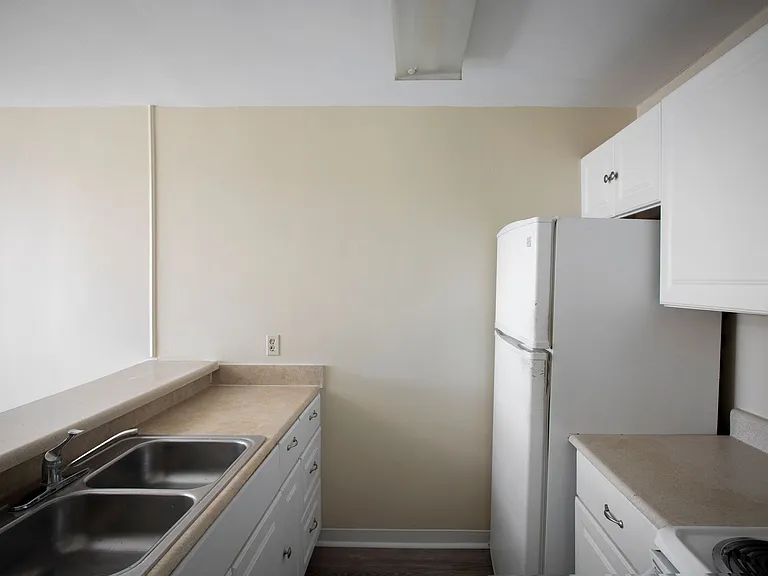 3312 Northside Dr #307 — Photo 5