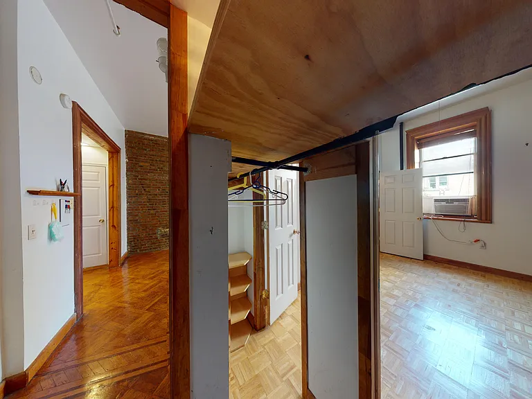 325 W 88th St #8 — Photo 15