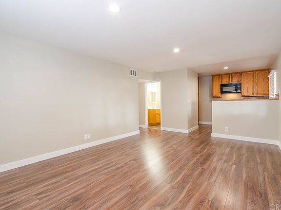 5th image of 5654 Auckland Ave