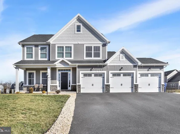 433 Hartford Dr, Chambersburg, PA 17202
