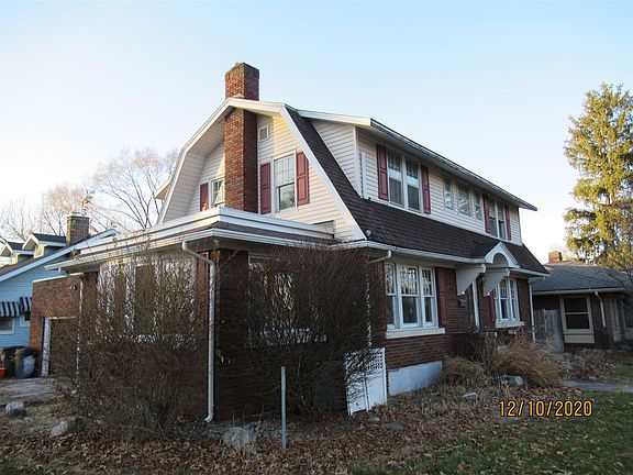 3rd image of 225 East Blvd
