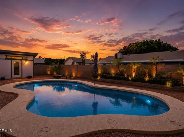 1934 W KRISTAL Way, Phoenix, AZ 85027