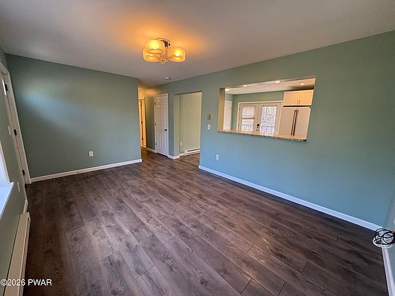 3rd image of 111 Doolan Rd