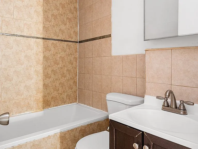 314 Jefferson St #3L — Photo 8